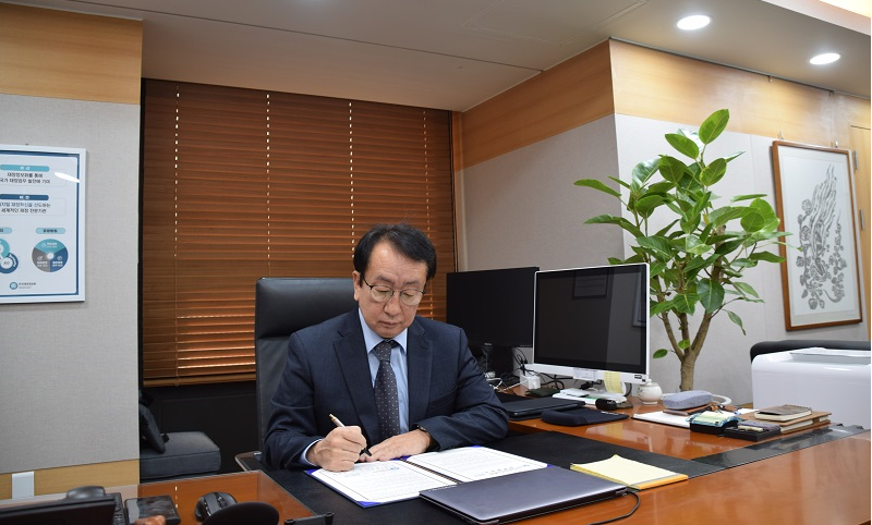 [사진자료] 한국재정정보원-한국부동산원 업무협약(MOU) 체결 기념촬영